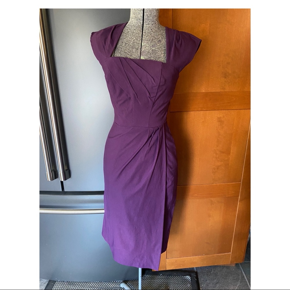 Elegant Purple Cap-Sleeve Sheath Dress